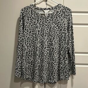 Animal print loose fitting top